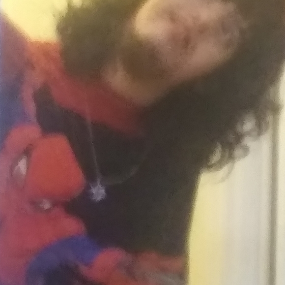 Meet your Posher, Theda. I *need* to sell here!! 😍❤️ - Picture 9 of 16